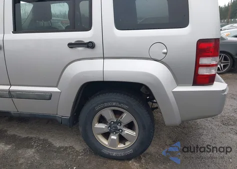 2011 Jeep Liberty Sport z USA, uszkodzony, nr VIN 1J4PN2GK0BW504531